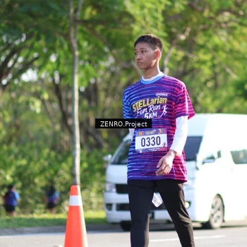 Runner Photo 8018013