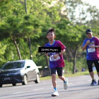 Runner Photo 8018016