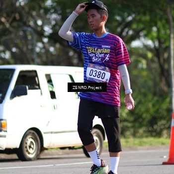 Runner Photo 8018025