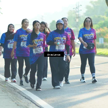 Runner Photo 8018031