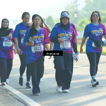 Runner Photo 8018038