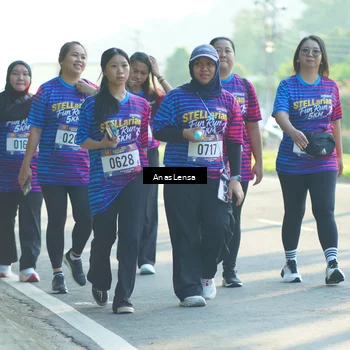 Runner Photo 8018042