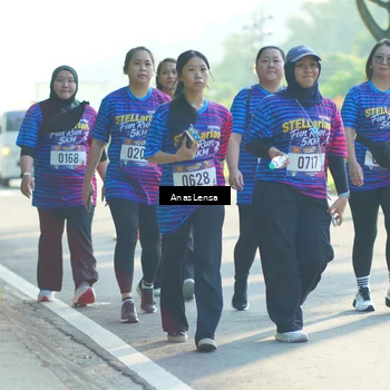 Runner Photo 8018044