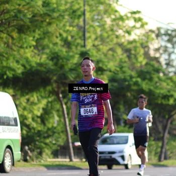 Runner Photo 8018046