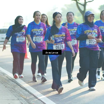 Runner Photo 8018056