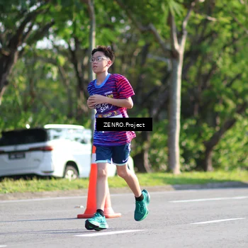 Runner Photo 8018065