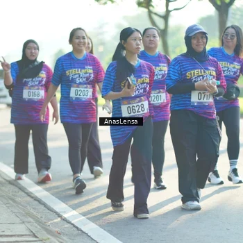 Runner Photo 8018082