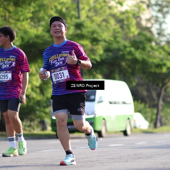 Runner Photo 8018085
