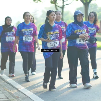 Runner Photo 8018089