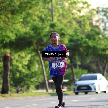 Runner Photo 8018094