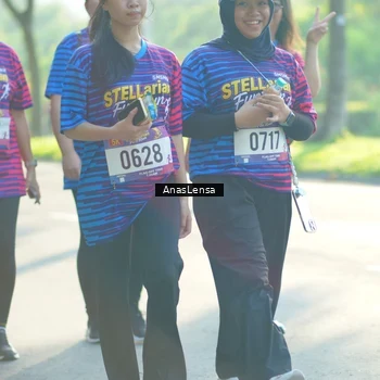 Runner Photo 8018098