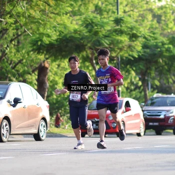 Runner Photo 8018116