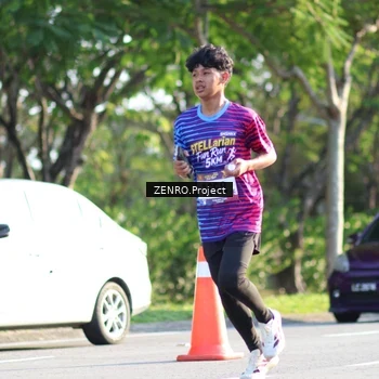 Runner Photo 8018118