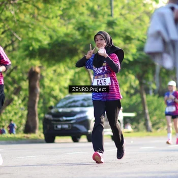 Runner Photo 8018121