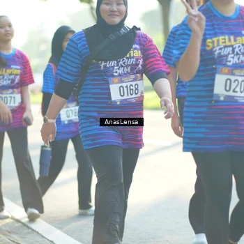 Runner Photo 8018131