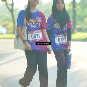 Runner Photo 8018157
