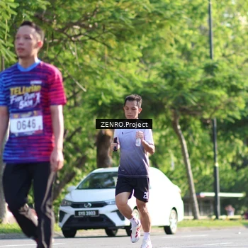 Runner Photo 8018165