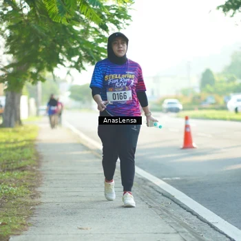 Runner Photo 8018169