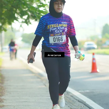 Runner Photo 8018175