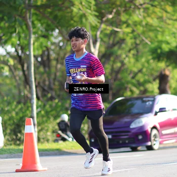 Runner Photo 8018193