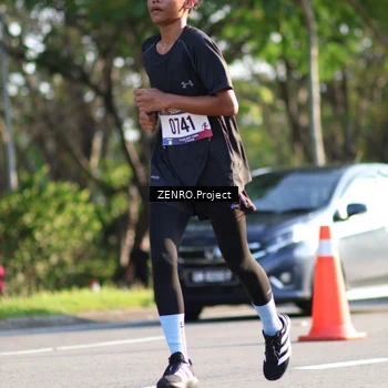 Runner Photo 8018202