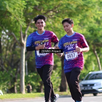 Runner Photo 8018205