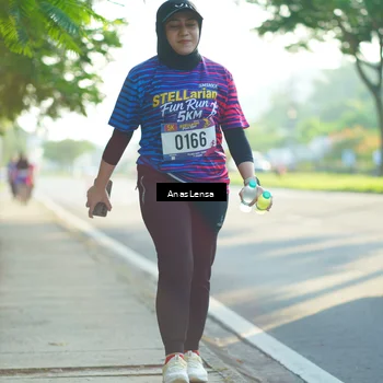 Runner Photo 8018210