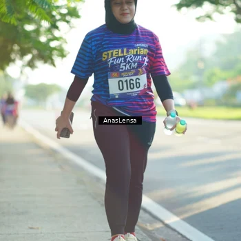 Runner Photo 8018212