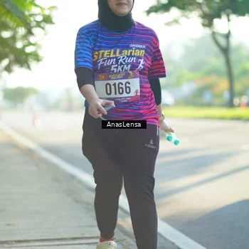 Runner Photo 8018215