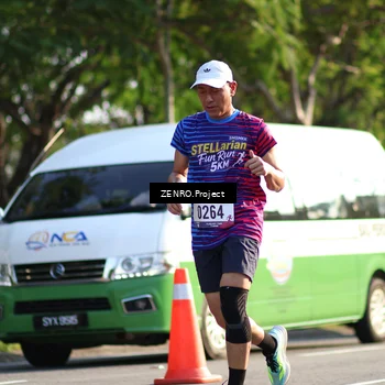 Runner Photo 8018222