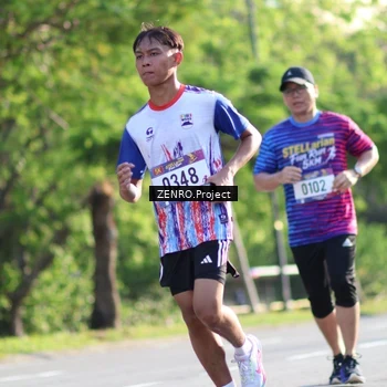 Runner Photo 8018231