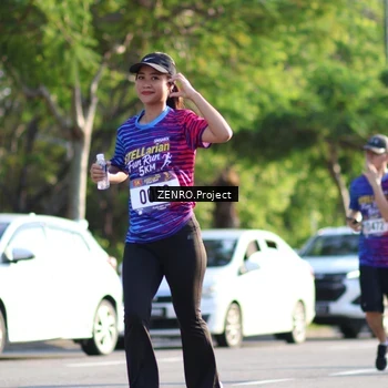 Runner Photo 8018236