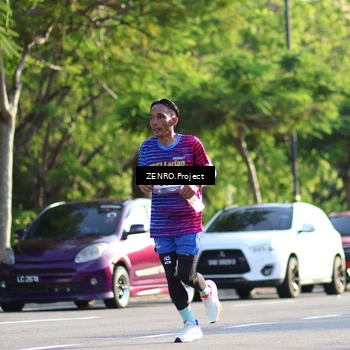 Runner Photo 8018257