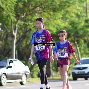 Runner Photo 8018259