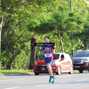 Runner Photo 8018263