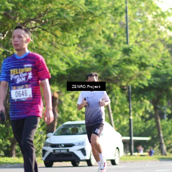 Runner Photo 8018269