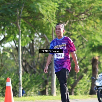 Runner Photo 8018272