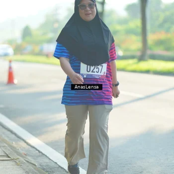 Runner Photo 8018276