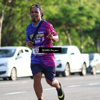 Runner Photo 8018291