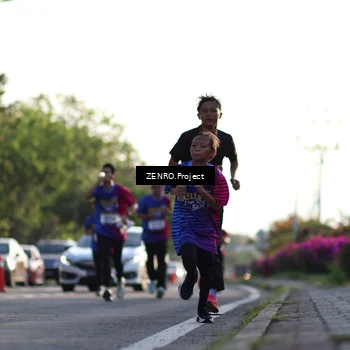 Runner Photo 8018296