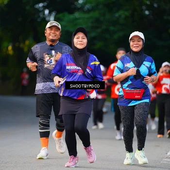 Runner Photo 8018305