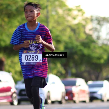 Runner Photo 8018307
