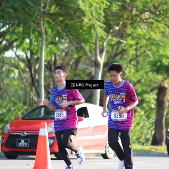 Runner Photo 8018316
