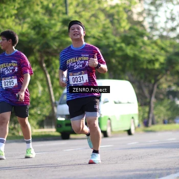 Runner Photo 8018331