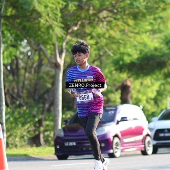 Runner Photo 8018333