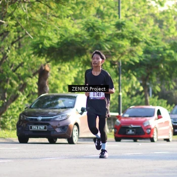 Runner Photo 8018334