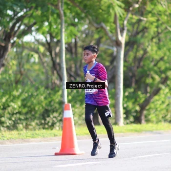Runner Photo 8018352