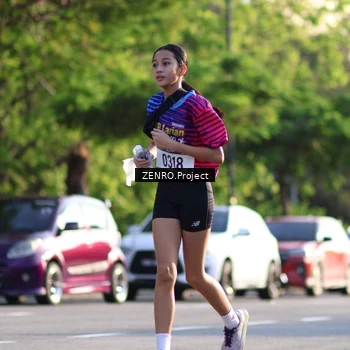Runner Photo 8018372