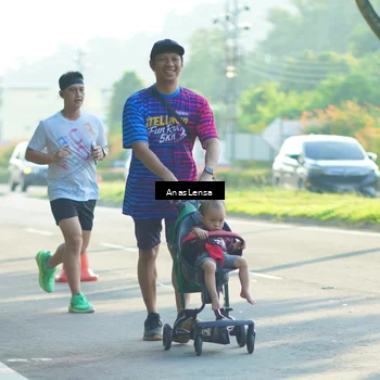 Runner Photo 8018405