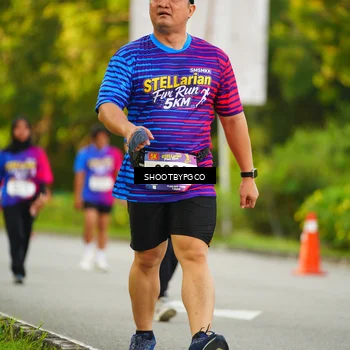 Runner Photo 8018421